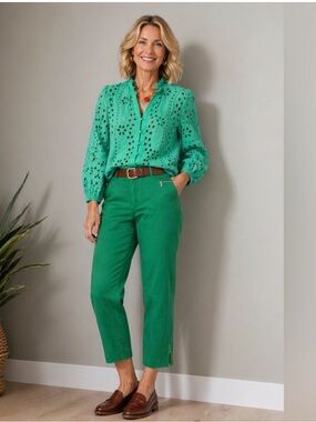 Calvin Klein Green Ankle Pants with zipper slits size 8
